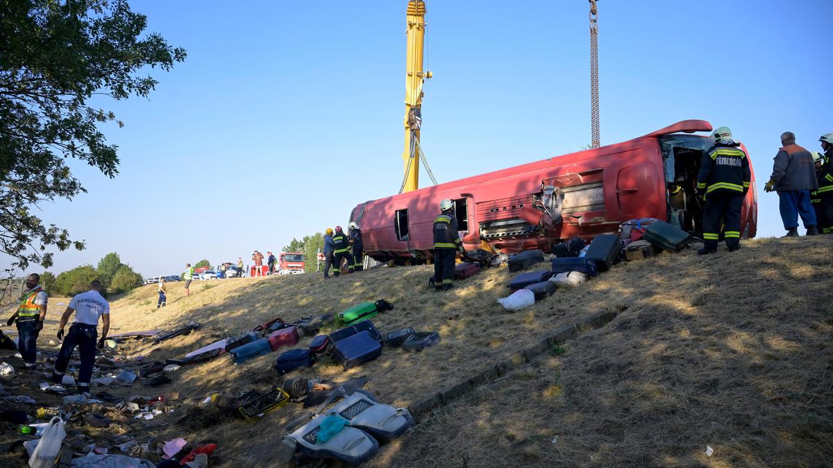 Aksident tragjik në Hungari  Përmbyset autobusi polak  12 të vdekur dhe të paktën 10 të plagosur