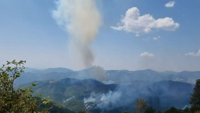 QMK  Gjatë 24 orëve ka pasur 25 vatra zjarri  aktualisht mbeten aktive vetëm 2
