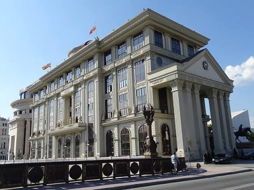 MPJ  Pesë familje nga Maqedonia kanë kërkuar ndihmë për evakuim nga zonat e përfshira nga zjarret në Greqi