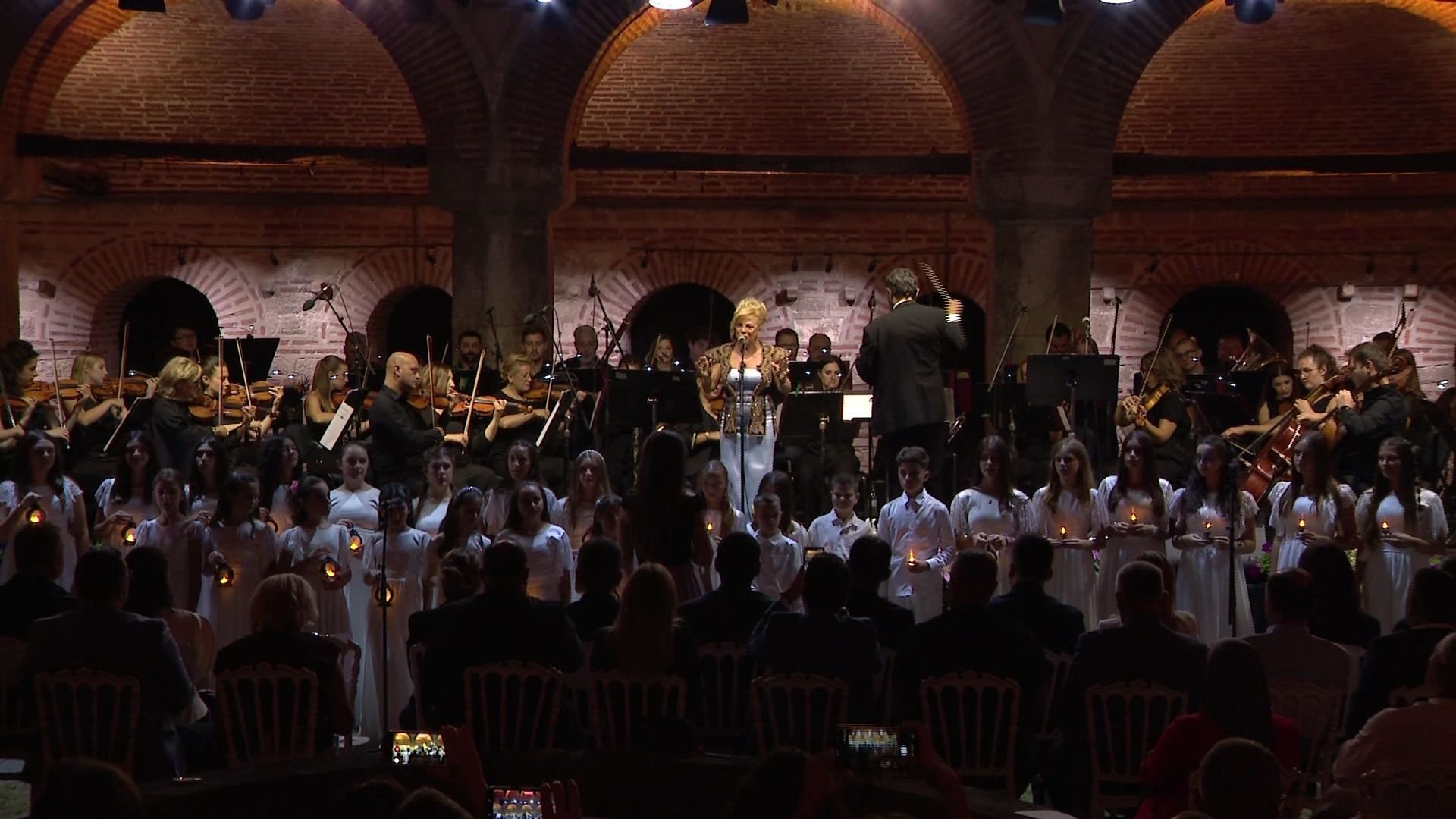Festivali i muzikës klasike  Çarshia   aty ku muzika bashkoi artistë dhe kultura